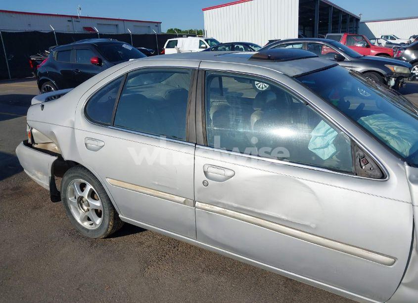 Photo 16 of 1999 Nissan Altima GLE/GXE/SE/SE-L/XE (VIN 1N4DL01D4XC252973)