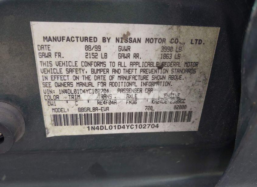 Photo 9 of 2000 Nissan Altima GLE/GXE/SE/XE (VIN 1N4DL01D4YC102704)