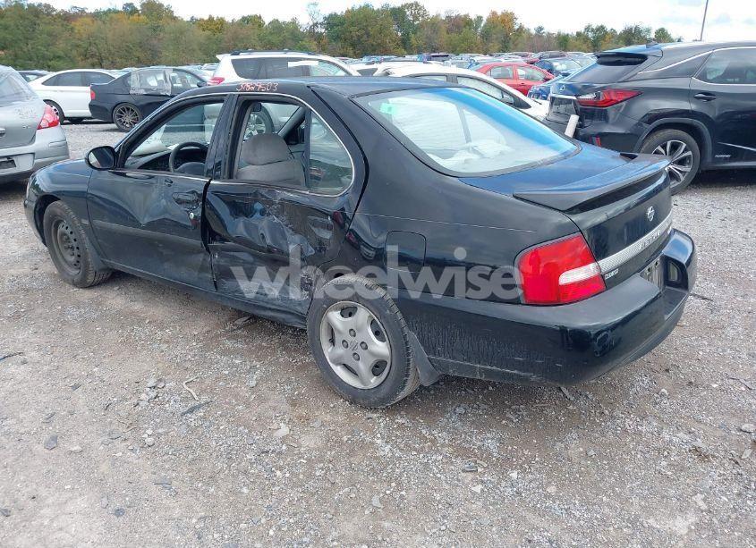 Photo 3 of 2001 Nissan Altima GXE (VIN 1N4DL01D51C115659)