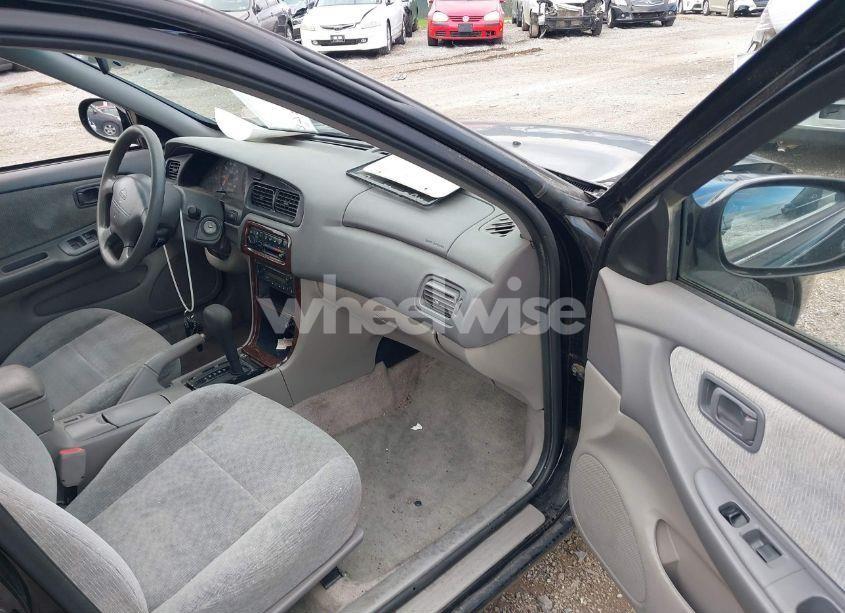 Photo 5 of 2001 Nissan Altima GXE (VIN 1N4DL01D51C115659)
