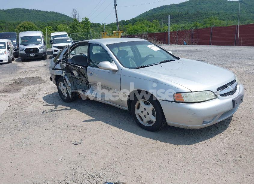 2001 Nissan Altima GXE (VIN 1N4DL01D51C232268) main photo