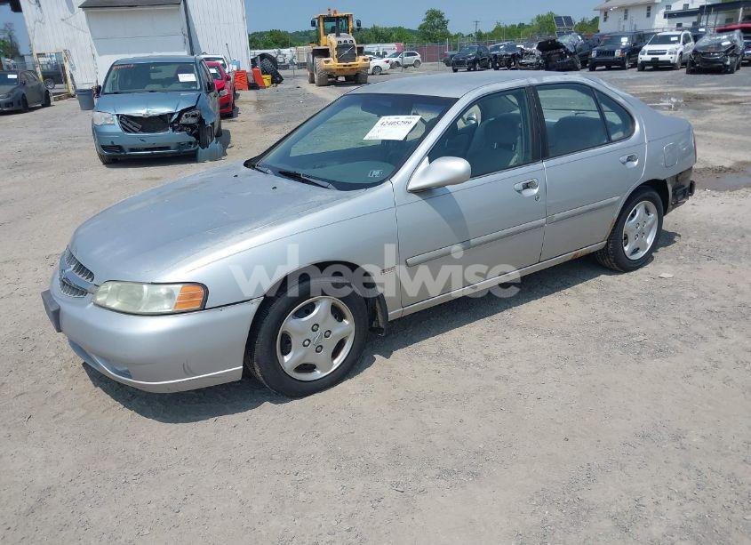 Photo 2 of 2001 Nissan Altima GXE (VIN 1N4DL01D51C232268)