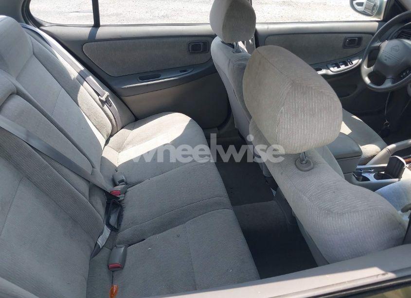 Photo 8 of 2001 Nissan Altima GXE (VIN 1N4DL01D51C232268)