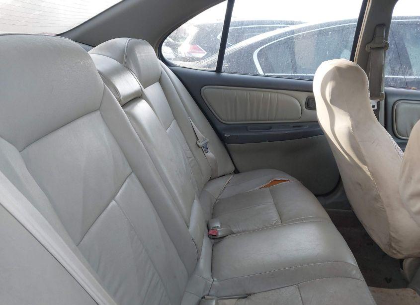 Photo 8 of 1999 Nissan Altima GLE/GXE/SE/SE-L/XE (VIN 1N4DL01D5XC103598)