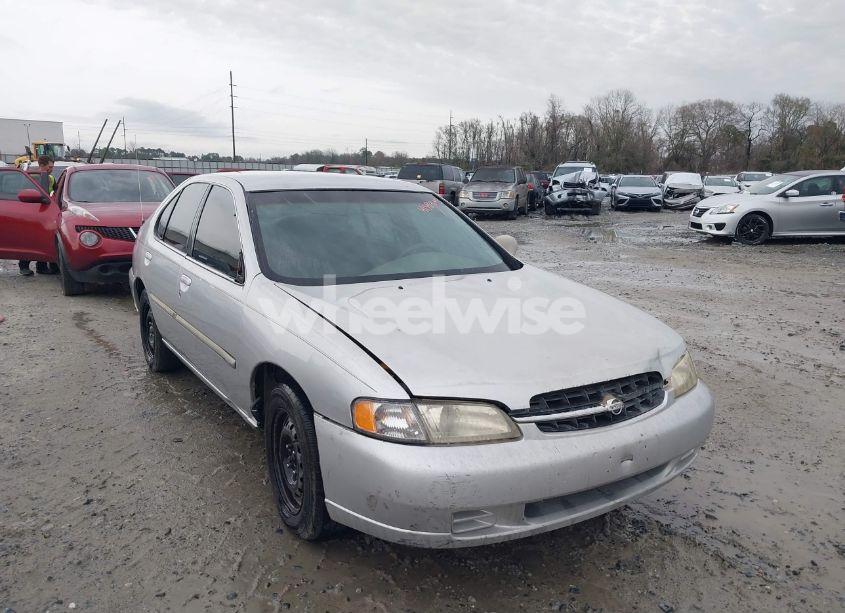 Photo 6 of 1999 Nissan Altima GLE/GXE/SE/SE-L/XE (VIN 1N4DL01D5XC180276)