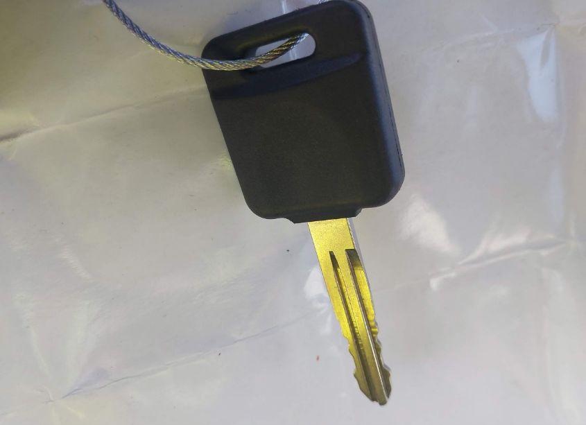 Photo 11 of 2000 Nissan Altima GLE/GXE/SE/XE (VIN 1N4DL01D5YC141365)