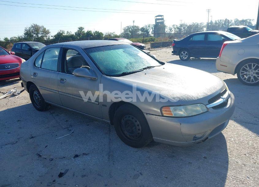 2001 Nissan Altima GXE (VIN 1N4DL01D61C220128) main photo