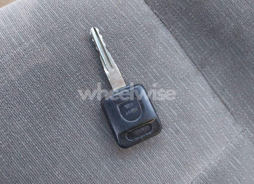 Photo 11 of 2001 Nissan Altima GXE (VIN 1N4DL01D61C220128)