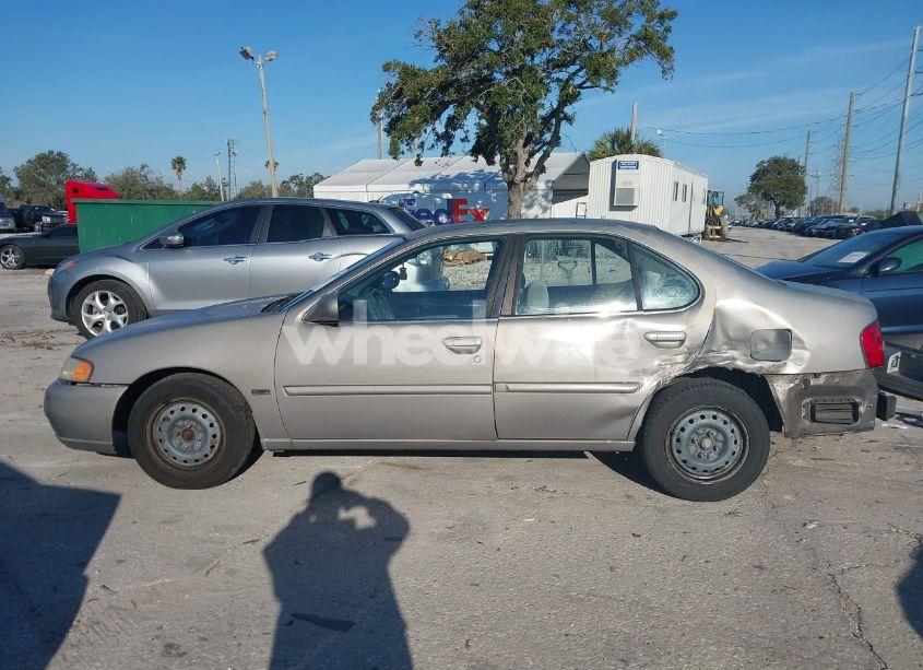 Photo 15 of 2001 Nissan Altima GXE (VIN 1N4DL01D61C220128)
