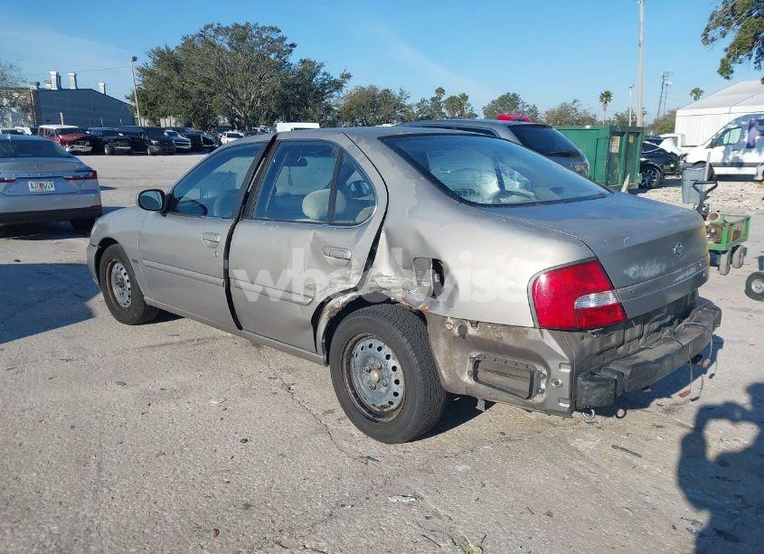 Photo 3 of 2001 Nissan Altima GXE (VIN 1N4DL01D61C220128)
