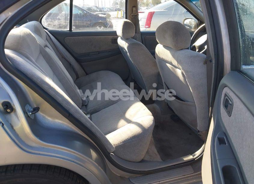 Photo 8 of 2001 Nissan Altima GXE (VIN 1N4DL01D61C220128)