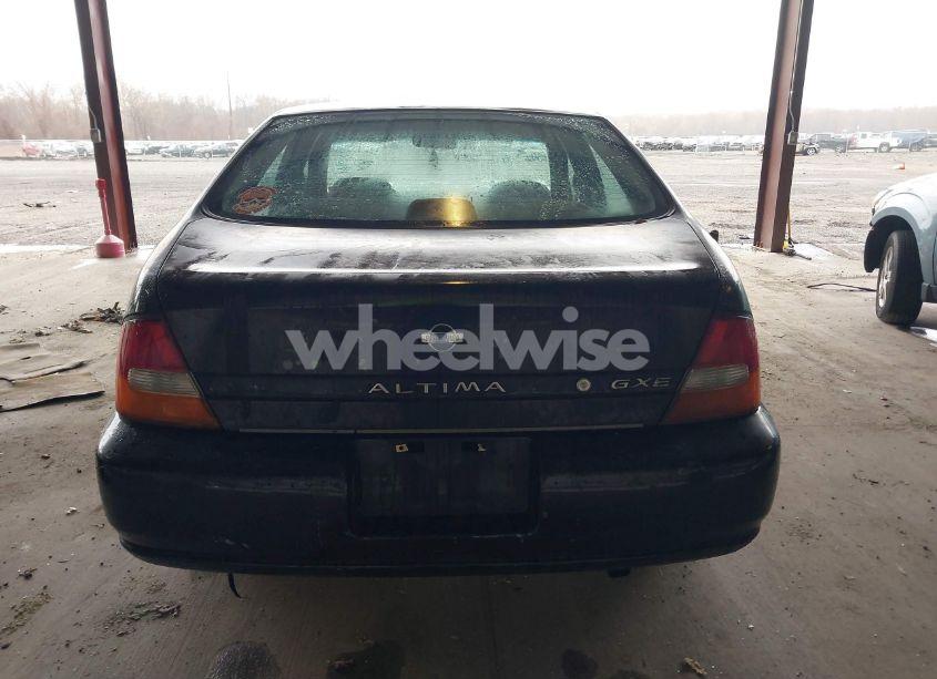 Photo 17 of 1999 Nissan Altima GLE/GXE/SE/SE-L/XE (VIN 1N4DL01D7XC143391)