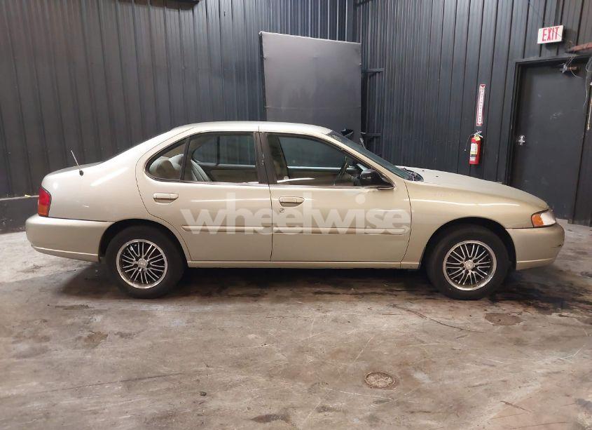 Photo 14 of 1999 Nissan Altima GLE/GXE/SE/SE-L/XE (VIN 1N4DL01D7XC268634)