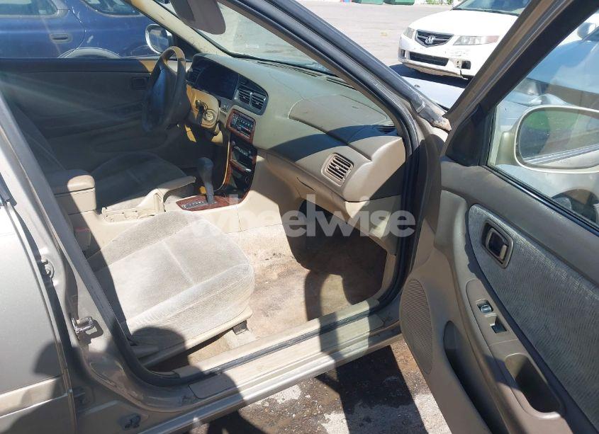 Photo 5 of 2001 Nissan Altima GXE (VIN 1N4DL01D81C165648)