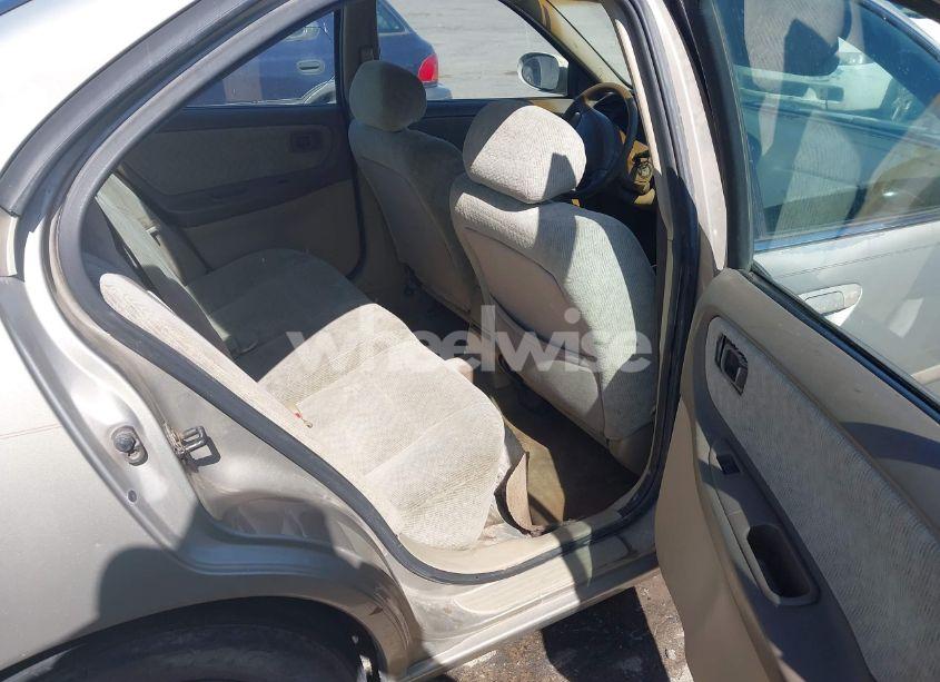 Photo 8 of 2001 Nissan Altima GXE (VIN 1N4DL01D81C165648)