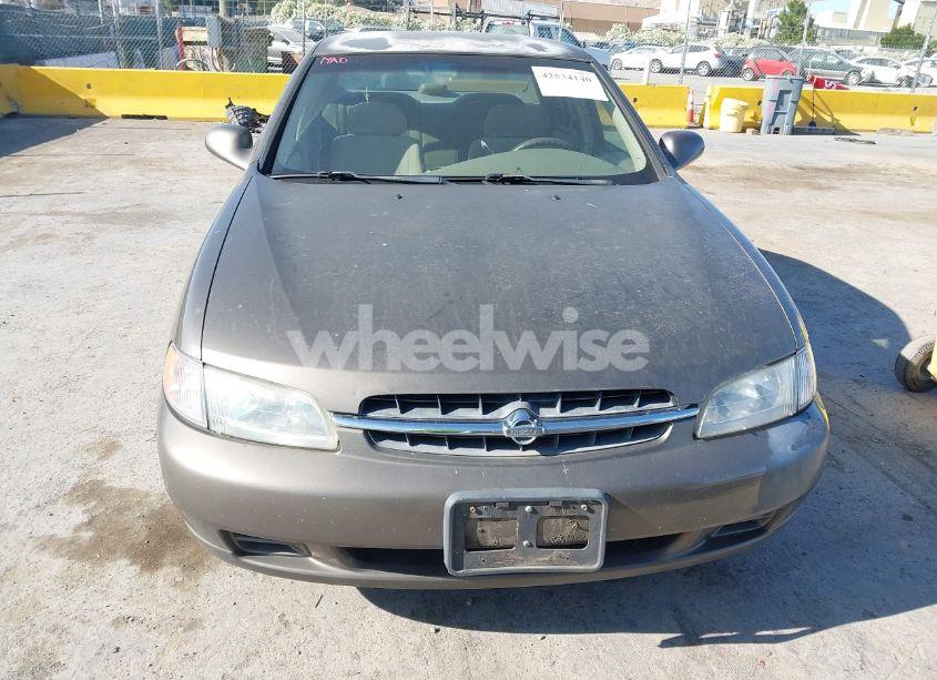 Photo 6 of 1999 Nissan Altima GLE/GXE/SE/SE-L/XE (VIN 1N4DL01D8XC228028)