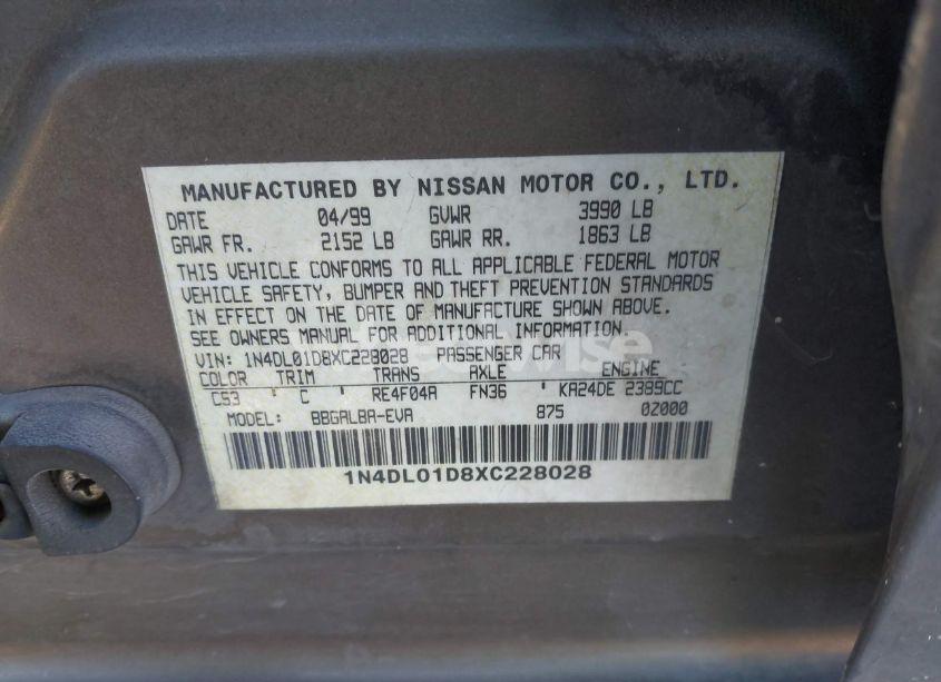 Photo 9 of 1999 Nissan Altima GLE/GXE/SE/SE-L/XE (VIN 1N4DL01D8XC228028)