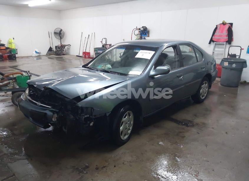 Photo 2 of 1999 Nissan Altima (VIN 1N4DL01D8XC253592)