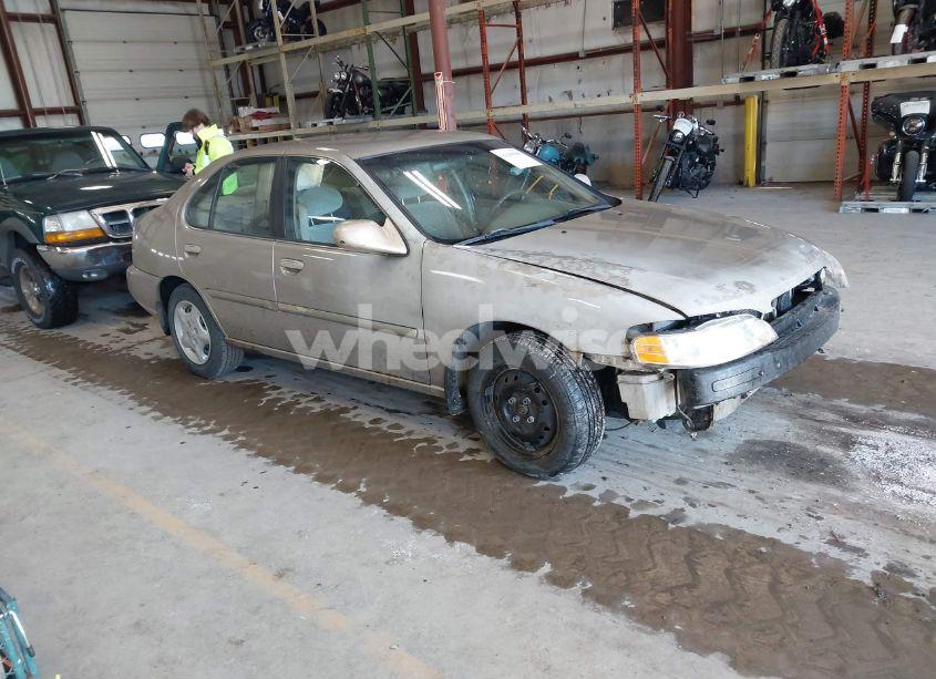 2001 Nissan Altima GXE (VIN 1N4DL01D91C128284) main photo
