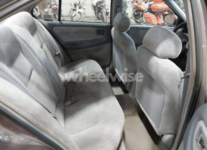 Photo 8 of 1998 Nissan Altima GLE/GXE/SE/XE (VIN 1N4DL01D9WC181624)