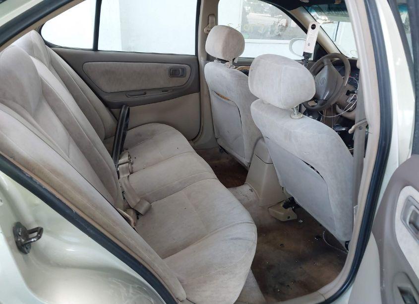 Photo 8 of 1999 Nissan Altima GLE/GXE/SE/SE-L/XE (VIN 1N4DL01D9XC121800)