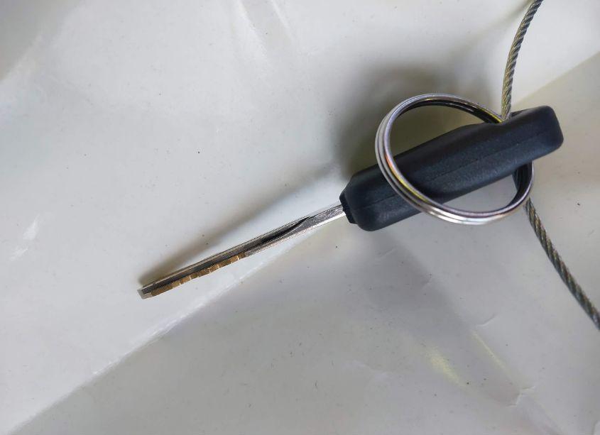 Photo 11 of 2001 Nissan Altima GXE (VIN 1N4DL01DX1C166896)