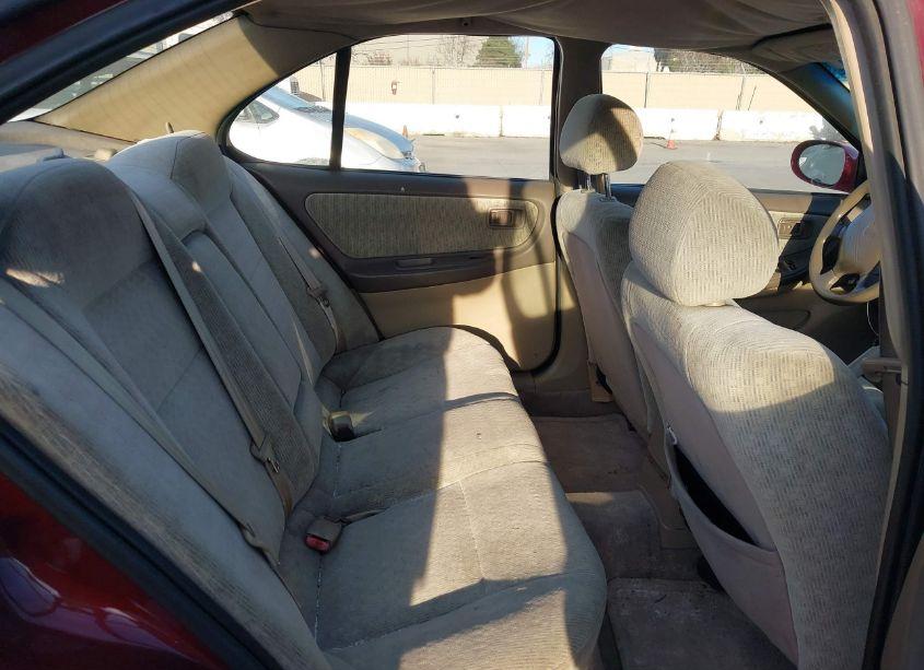 Photo 8 of 2001 Nissan Altima GXE (VIN 1N4DL01DX1C166896)