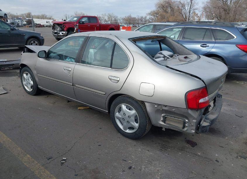 Photo 3 of 2001 Nissan Altima GXE (VIN 1N4DL01DX1C238793)
