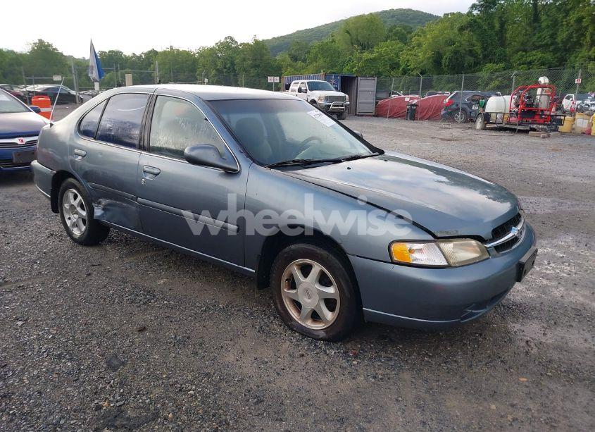 1999 Nissan Altima GLE/GXE/SE/SE-L/XE (VIN 1N4DL01DXXC149086) main photo