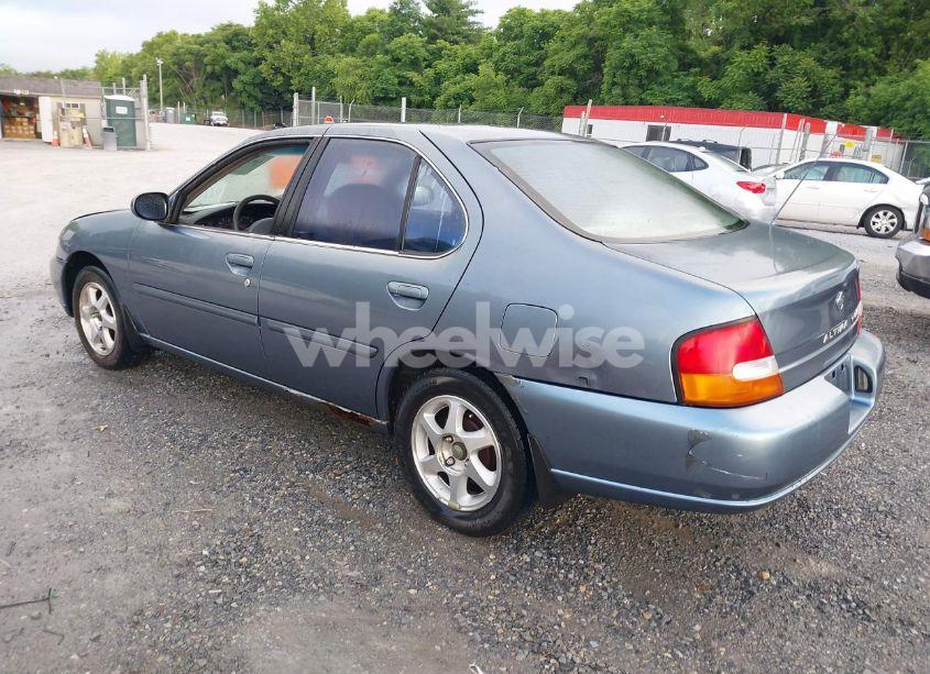 Photo 3 of 1999 Nissan Altima GLE/GXE/SE/SE-L/XE (VIN 1N4DL01DXXC149086)