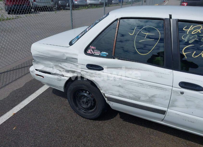 Photo 6 of 1994 Nissan Sentra E/XE/GXE/LE (VIN 1N4EB31F1RC797462)