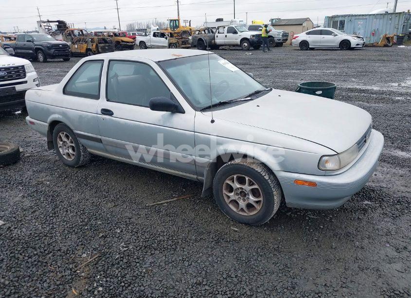 1992 Nissan Sentra (VIN 1N4EB32A0NC823482) main photo