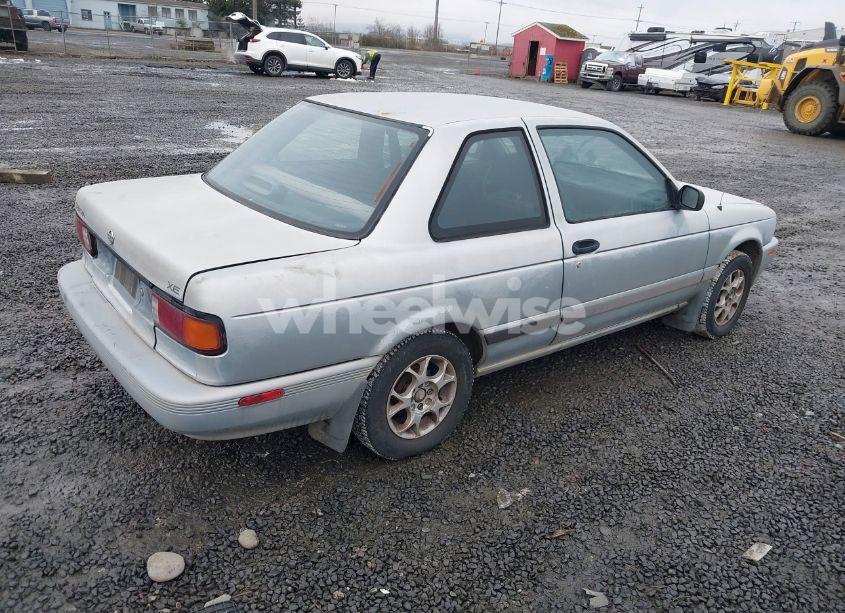 Photo 4 of 1992 Nissan Sentra (VIN 1N4EB32A0NC823482)