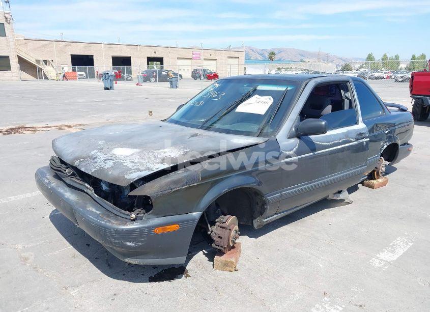 Photo 2 of 1992 Nissan Sentra SE-R (VIN 1N4GB32A2NC755002)