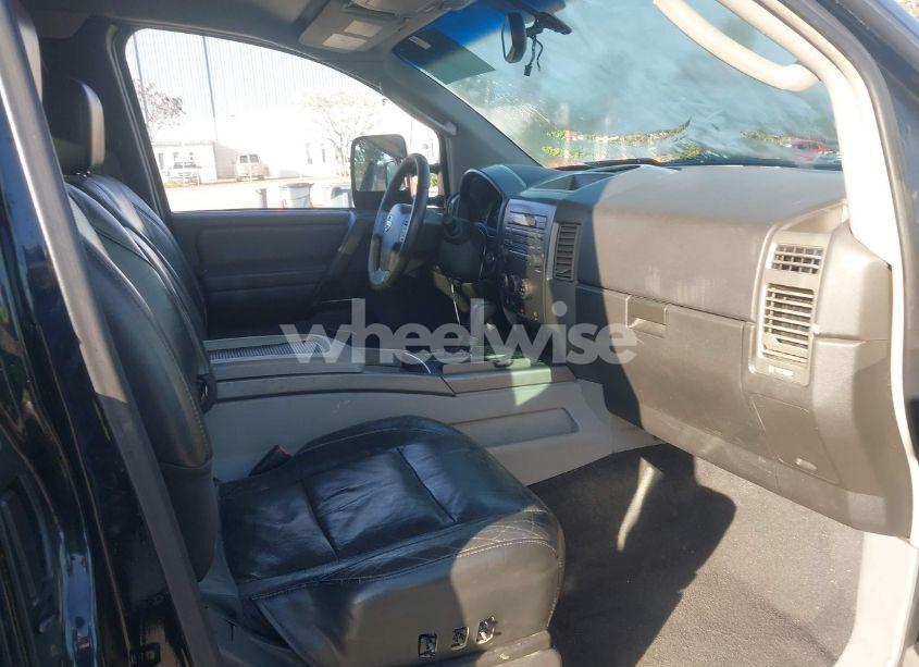 Photo 5 of 2004 Nissan Titan LE (VIN 1N6AA06A14N574940)