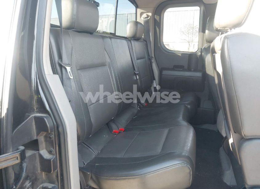 Photo 8 of 2004 Nissan Titan LE (VIN 1N6AA06A14N574940)