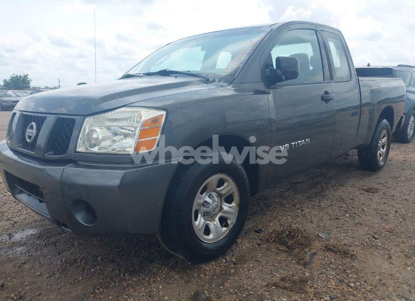 Photo 2 of 2005 Nissan Titan XE (VIN 1N6AA06A15N500144)