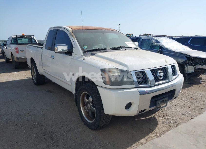 2004 Nissan Titan SE (VIN 1N6AA06A24N512320) main photo