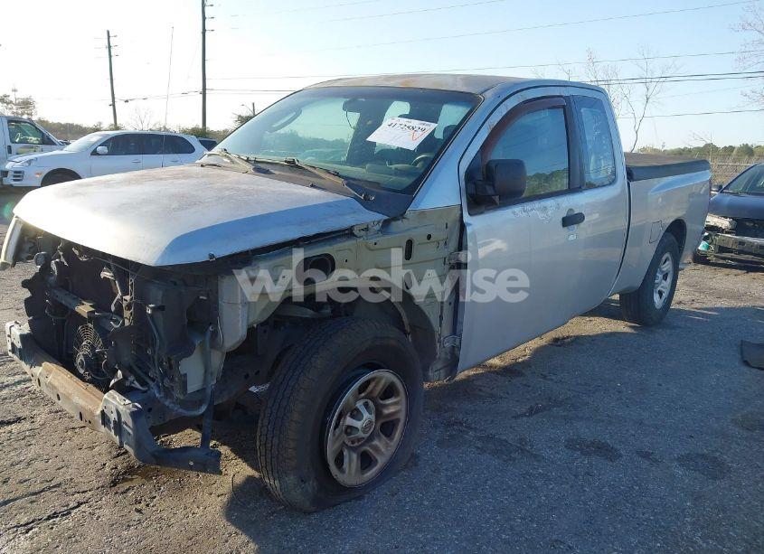 Photo 2 of 2004 Nissan Titan XE (VIN 1N6AA06A34N579377)
