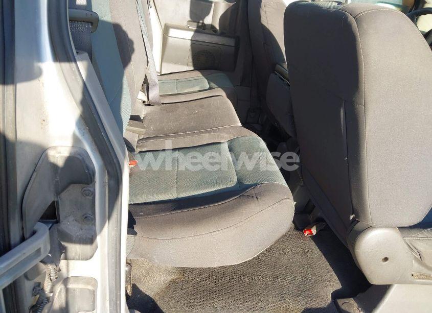 Photo 8 of 2004 Nissan Titan XE (VIN 1N6AA06A34N579377)