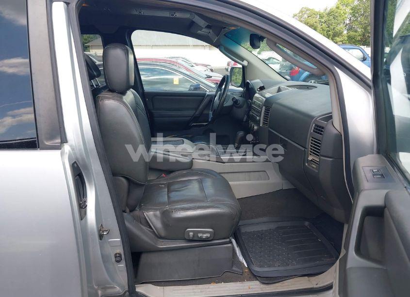 Photo 5 of 2004 Nissan Titan LE (VIN 1N6AA06A54N573032)