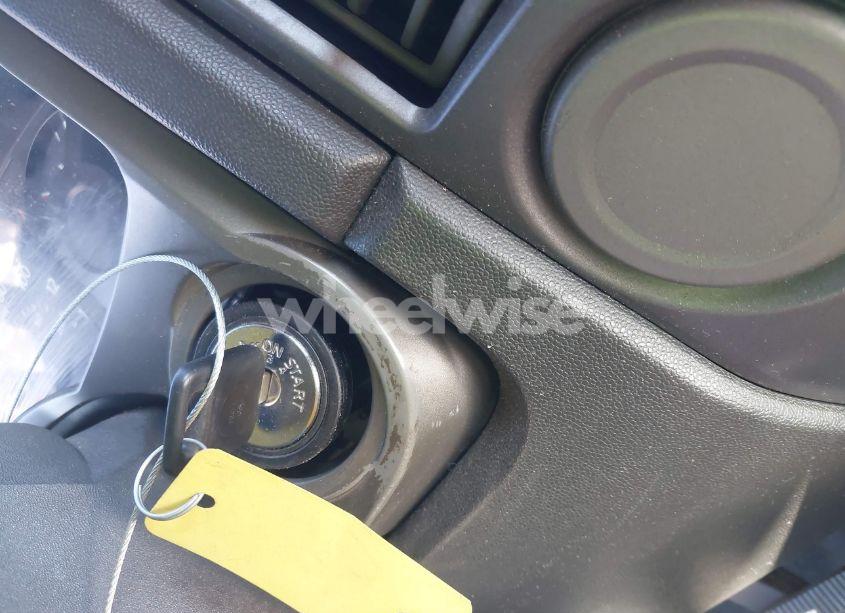 Photo 11 of 2004 Nissan Titan LE (VIN 1N6AA06A54N574780)