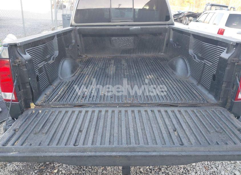 Photo 8 of 2004 Nissan Titan LE (VIN 1N6AA06A54N574780)