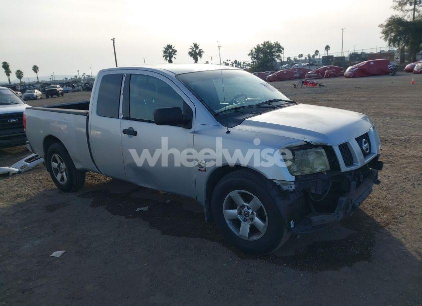 2004 Nissan Titan XE (VIN 1N6AA06A54N591045) main photo