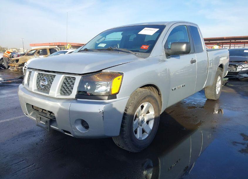 Photo 2 of 2005 Nissan Titan XE (VIN 1N6AA06A65N503329)