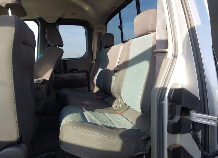 Photo 8 of 2005 Nissan Titan XE (VIN 1N6AA06A65N503329)