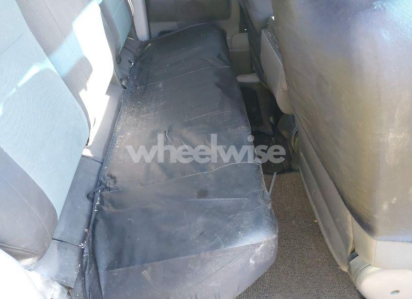 Photo 8 of 2004 Nissan Titan XE (VIN 1N6AA06A74N515598)