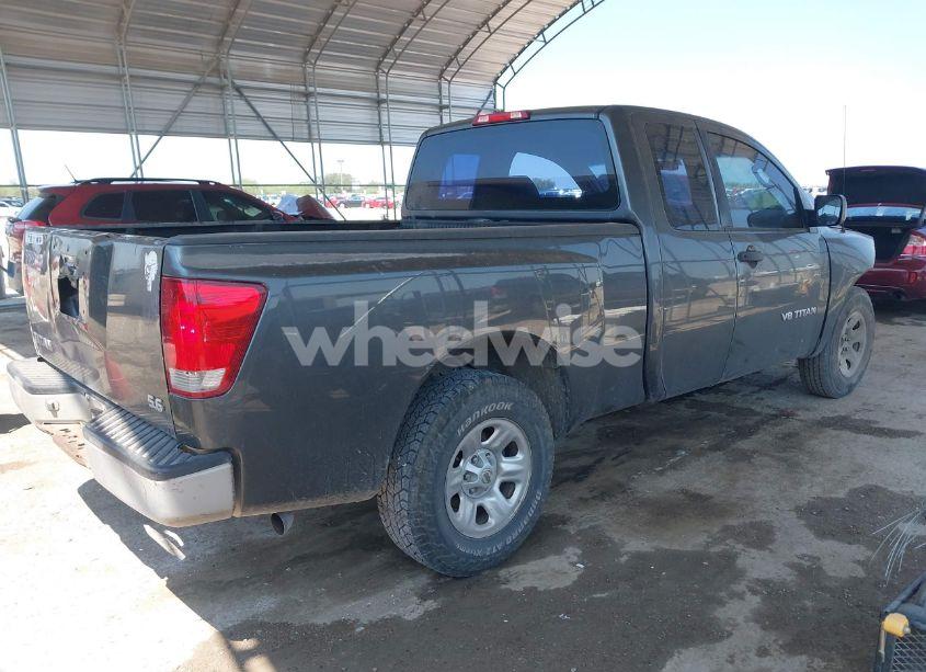 Photo 4 of 2005 Nissan Titan XE (VIN 1N6AA06A95N547552)