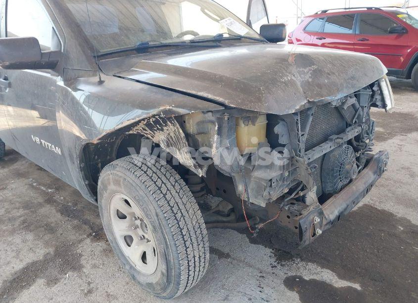 Photo 6 of 2005 Nissan Titan XE (VIN 1N6AA06A95N547552)