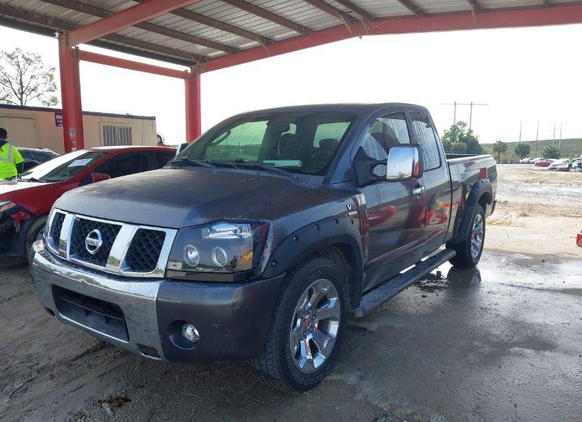 Photo 2 of 2004 Nissan Titan LE (VIN 1N6AA06AX4N579313)
